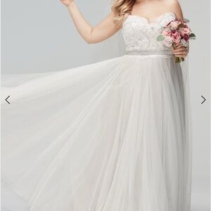 Watters Ivory Lace Wedding Gown